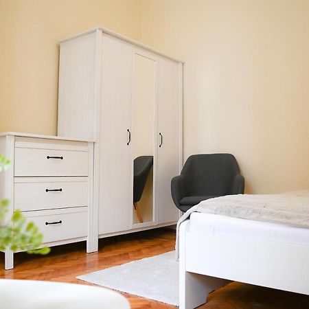 Your Home In Budapest: Cozy, Central & Silent Bagian luar foto